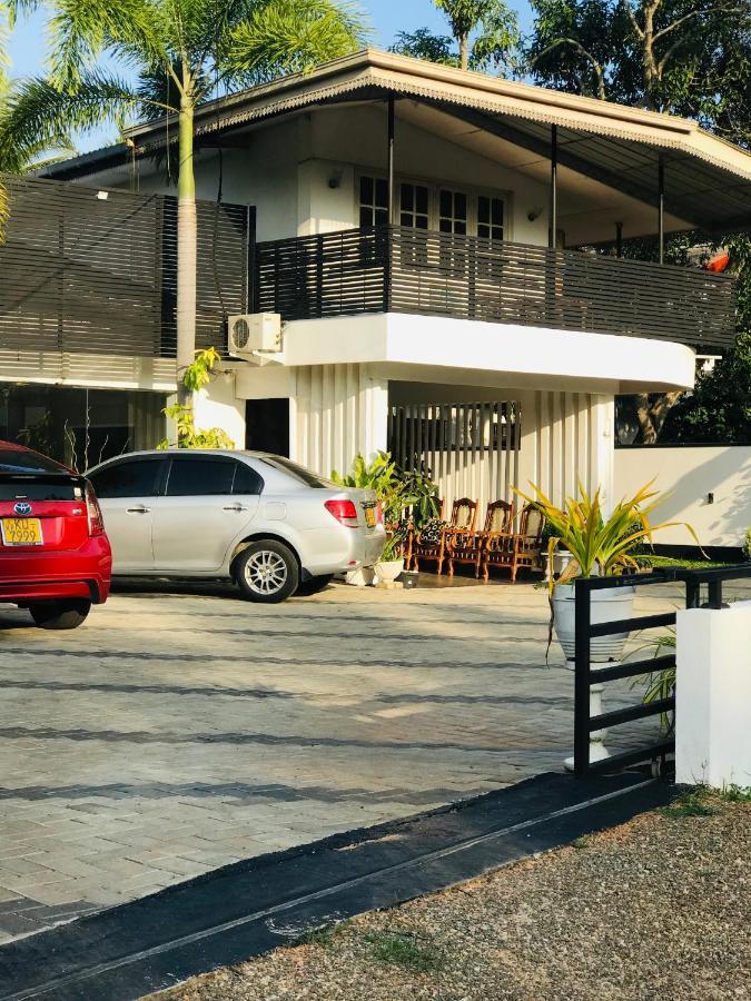 Pinidiya Resort Анурадхапура Екстериор снимка