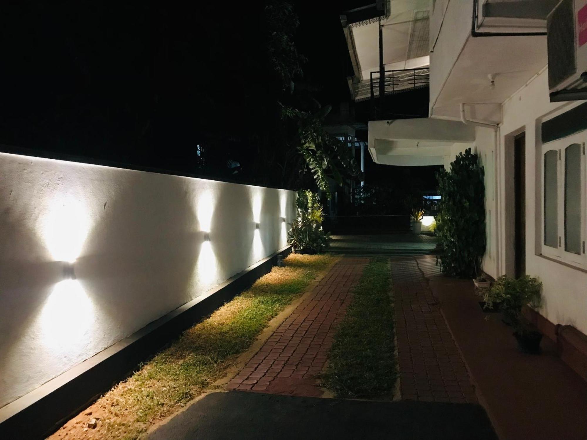 Pinidiya Resort Анурадхапура Екстериор снимка