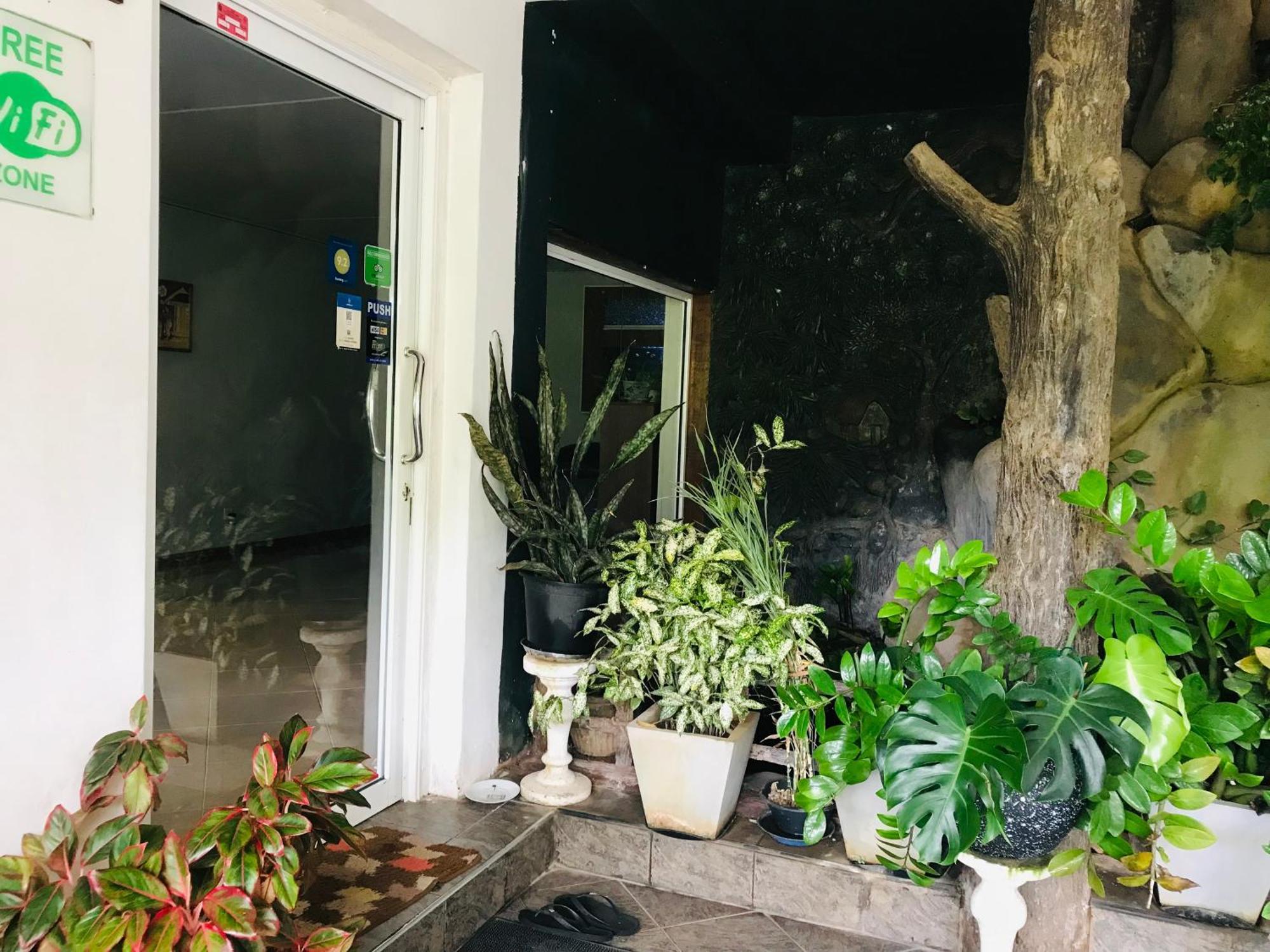 Pinidiya Resort Анурадхапура Екстериор снимка